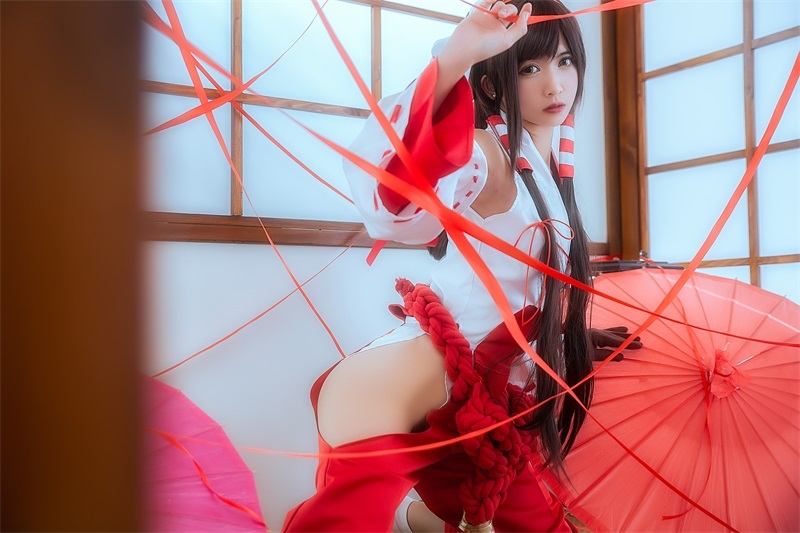 网红Coser@鳗鱼霏儿 – 红色巫女 [19P/142MB]-萌图网