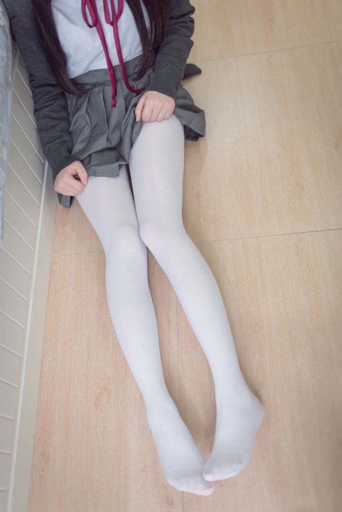 网红Coser@雪琪 – JK白丝 [46P/208MB]插图2