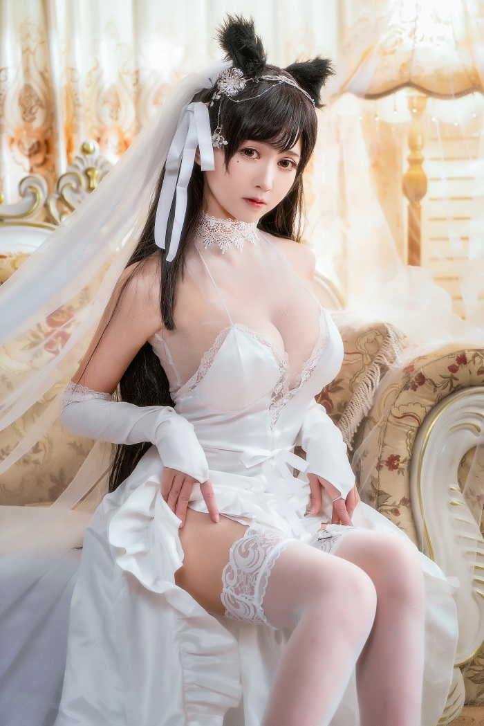 人气动漫Coser@鳗鱼霏儿 – 碧蓝航线 爱宕 兽耳白丝 [23P/433MB]插图2