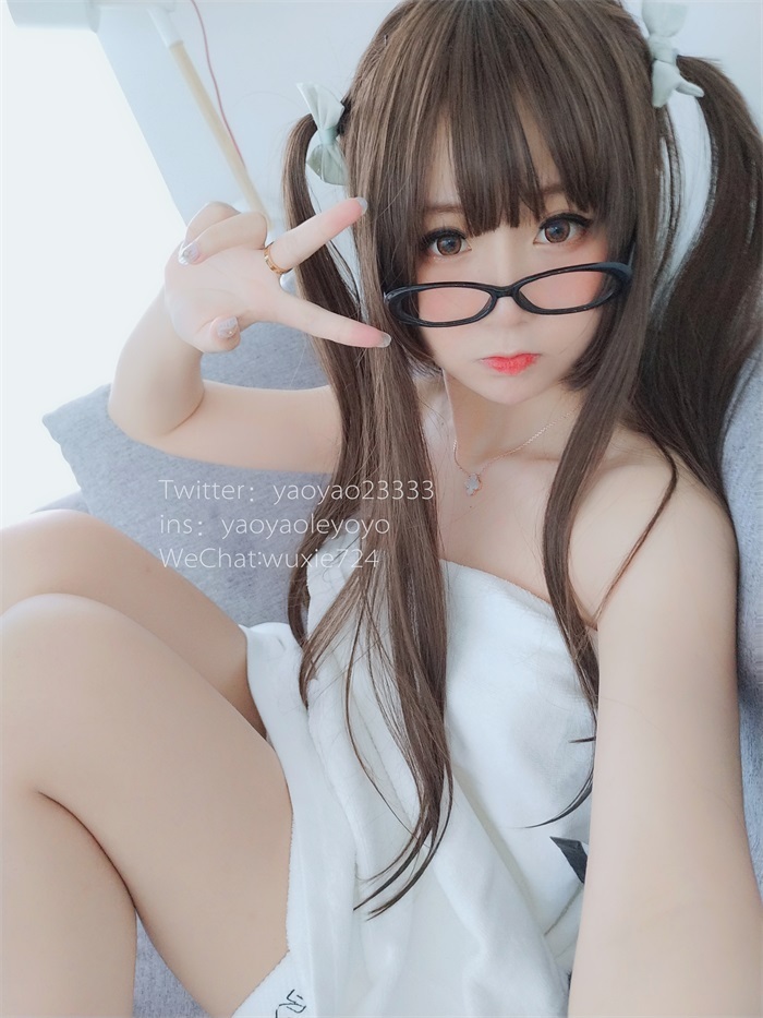 人气动漫Coser@软妹摇摇乐-浴巾俏皮篇 [48P/364MB]插图3