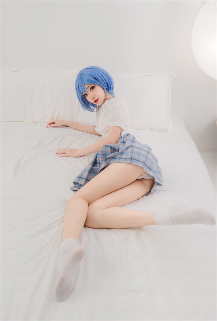 微博红人动漫Coser@南桃Momoko 绫波丽制服 [23P/18.6MB]插图2