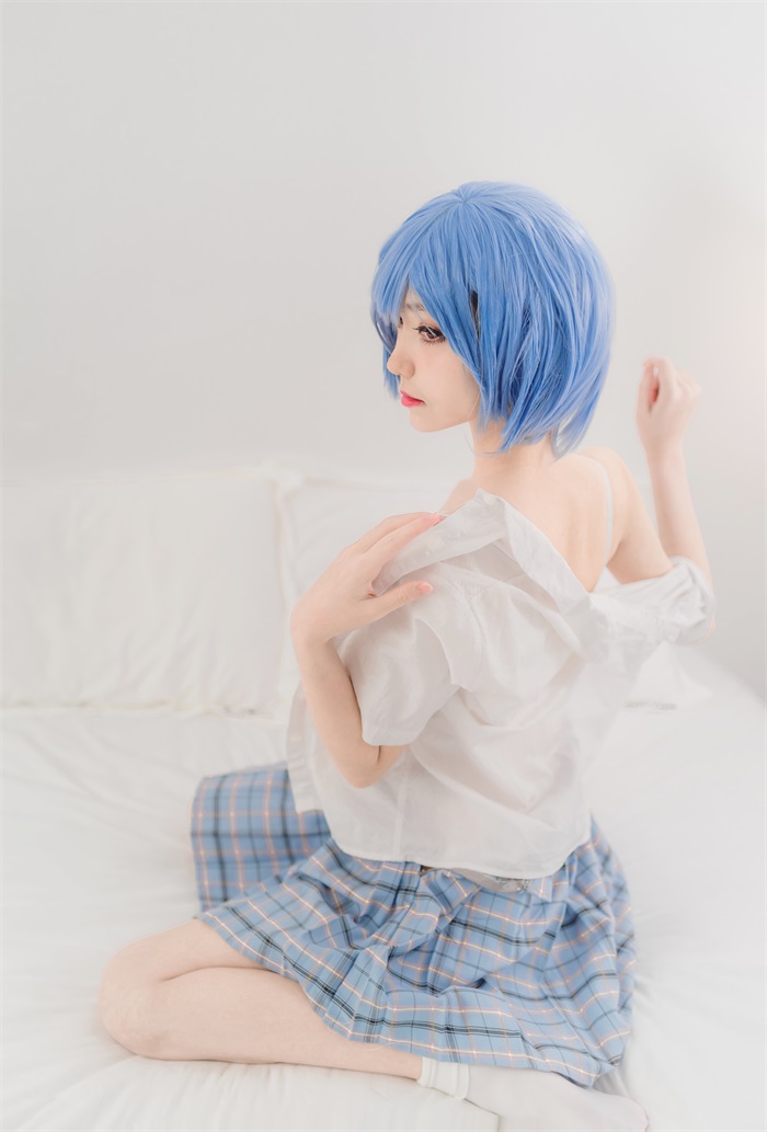 微博红人动漫Coser@南桃Momoko 绫波丽制服 [23P/18.6MB]插图4