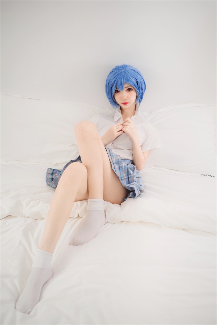 微博红人动漫Coser@南桃Momoko 绫波丽制服 [23P/18.6MB]插图1