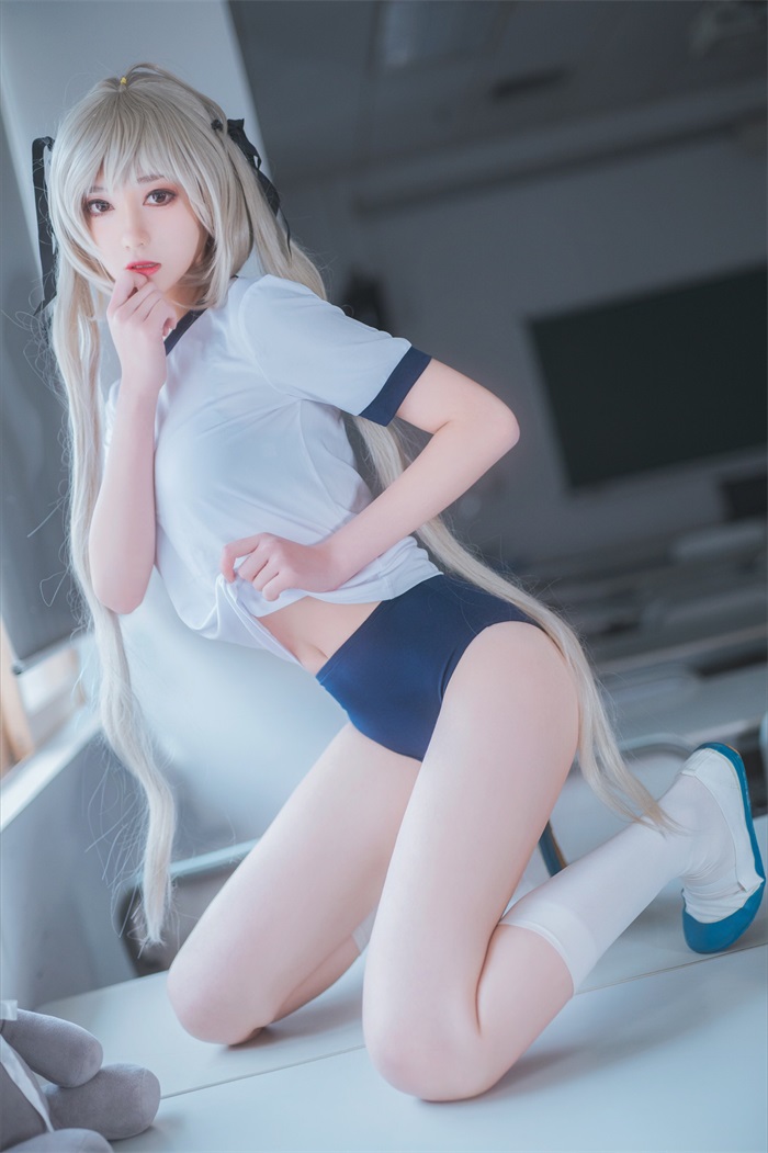 微博红人动漫Coser@南桃Momoko 春日野穹体操服 [28P/139MB]插图1