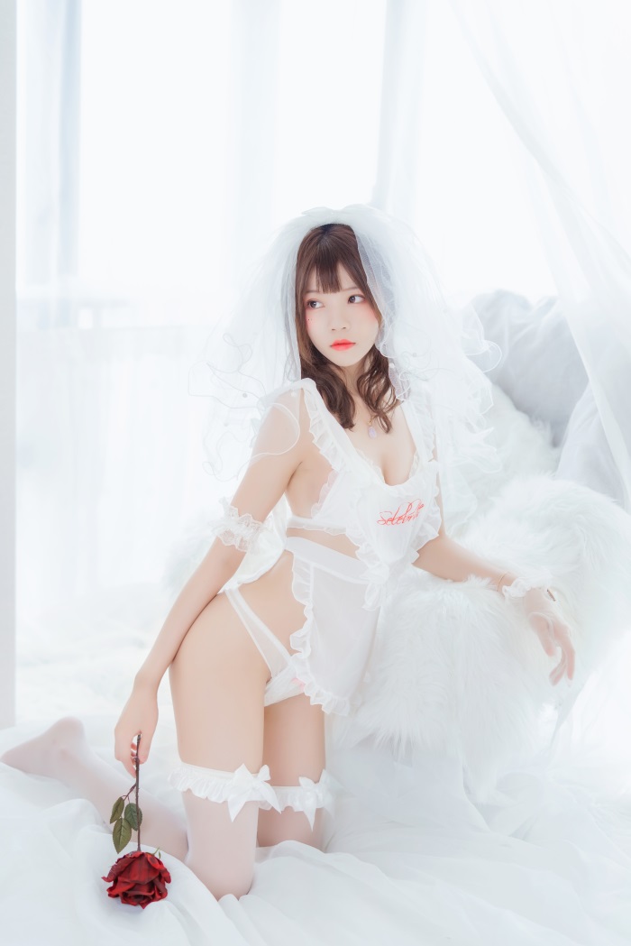 人气动漫Coser@桜桃喵 – 洁白的轻纱 [33P/370MB]插图1