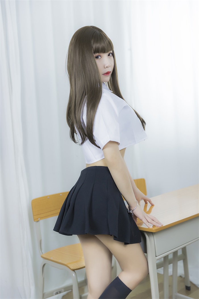 微博红人Coser@抱走莫子aa – 等你下课 [42P/435MB]插图2