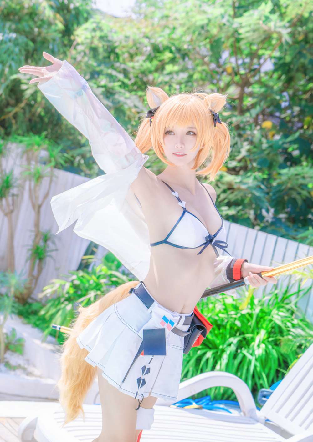 网红Coser@yui金鱼 – 空泳装 [9P/250M]插图2