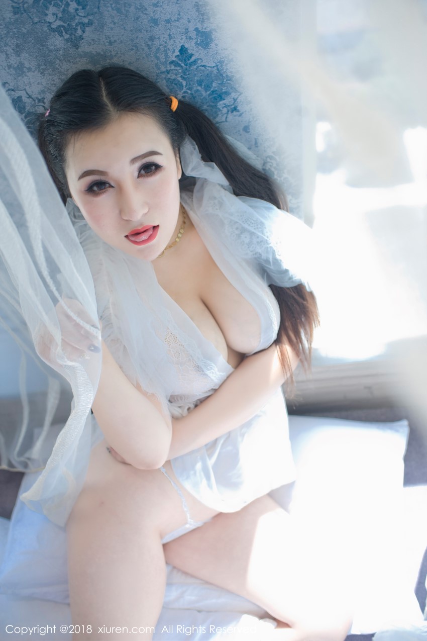 [XIUREN秀人网] 2018.06.04 No.1034 MODEL伊若 [45P/105MB]插图1