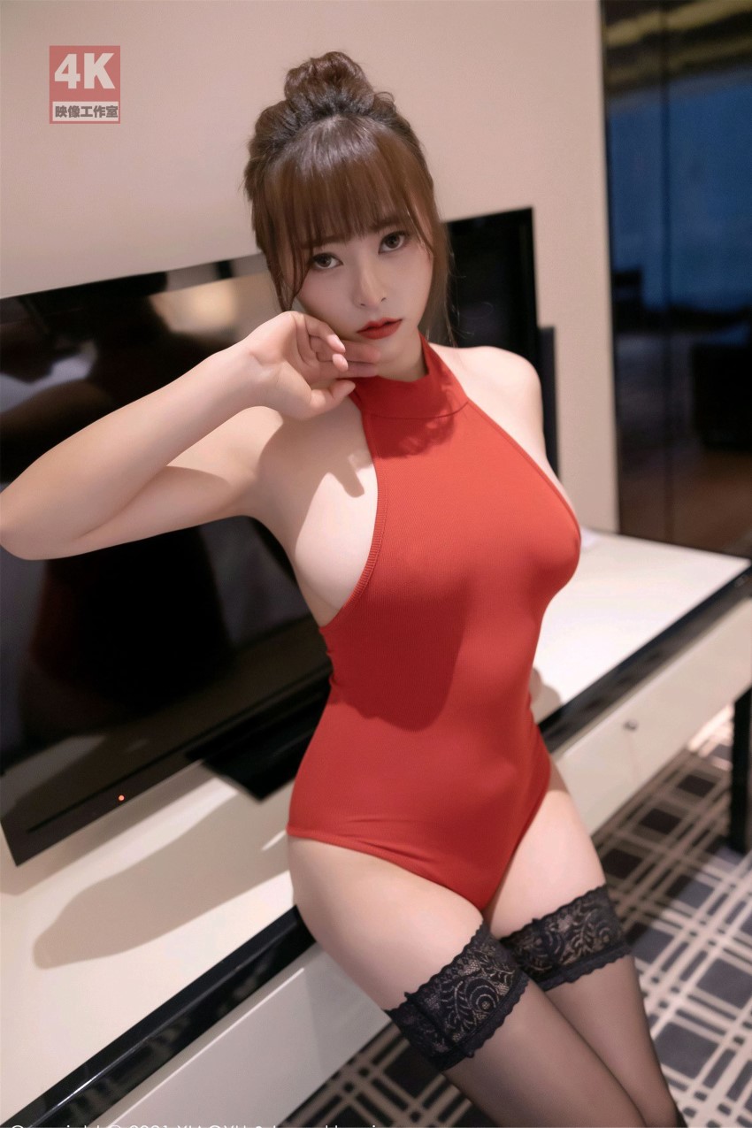 [Ligui丽柜]网络丽人 2021.04.01 Model《胸器》凉儿 [54P/80M]插图3