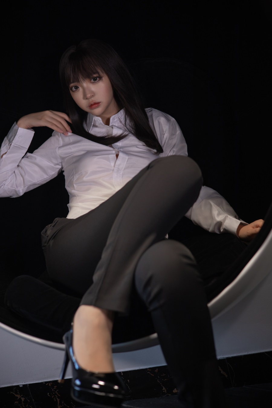 网紅Coser@疯猫ss 职业ol [40P/594MB]插图2