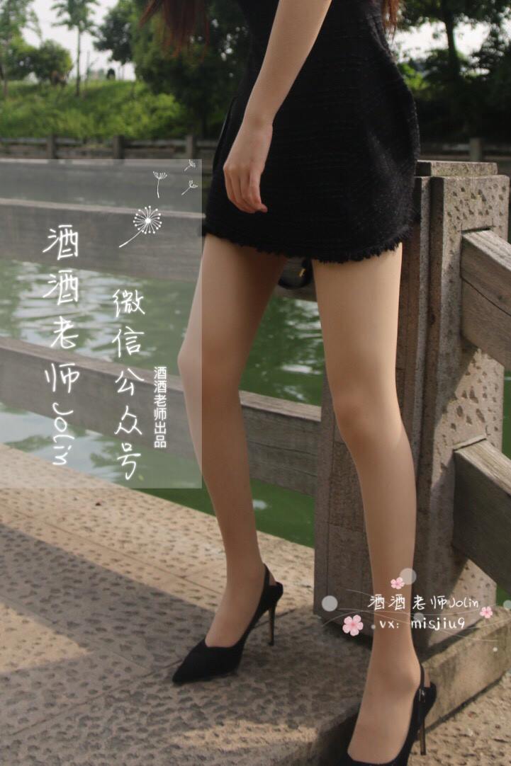 酒酒老师 《单车肉丝美足》 [77P/82M]插图4