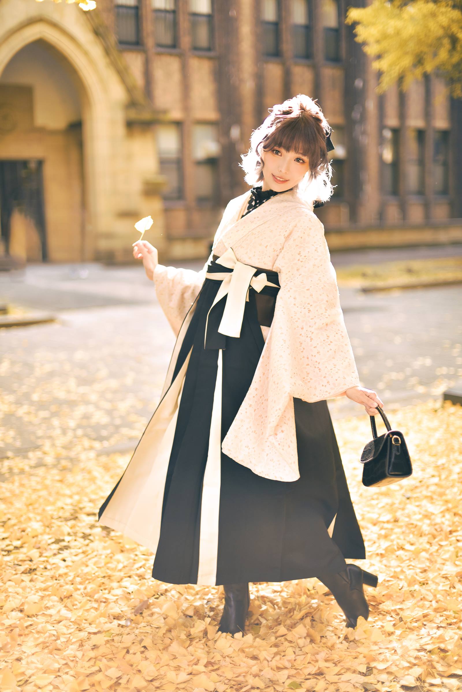 Ely_eee(ElyEE子) – Ginkgo Hakama[38P/2V/168MB]插图3