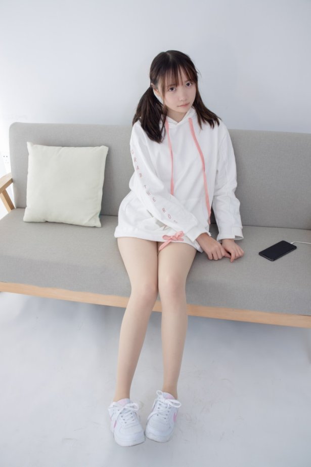 森萝财团写真 JKFUN-百元系列2-1《运动鞋》13D肉丝 Aika [27P/1V/1.92G]-萌图网