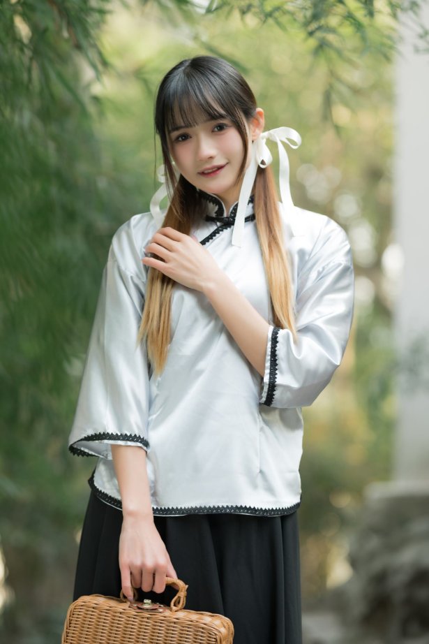 人气Coser@兔子Zzz不吃胡萝卜 碧玉[22P/171MB]-萌图网