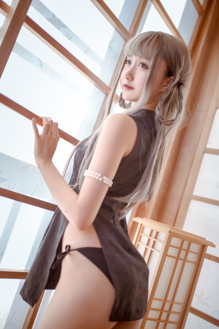 网红Coser@木绵绵OwO &小野妹子-魔女小旗袍 [24P/204MB]插图2