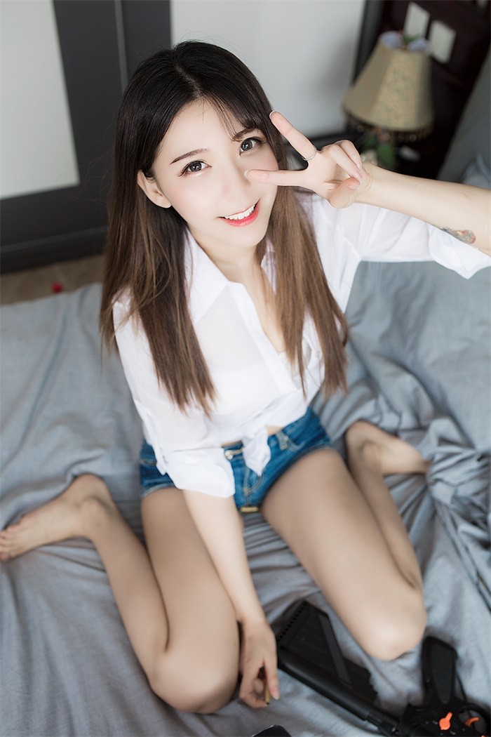 风之领域精品写真@No.108 吃鸡的美少女 [51P/163MB]插图2