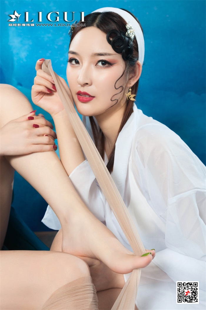 [Ligui丽柜] 2019.11.08 甜甜&雪糕《青莲玉脂竞妖娆》[76P/33.9MB]插图3