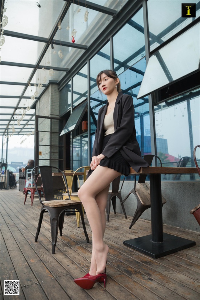 [IESS异思趣向] 2019.12.19 丝享家641：秋秋《秋领班的午休时间》[94P/34.1MB]插图2