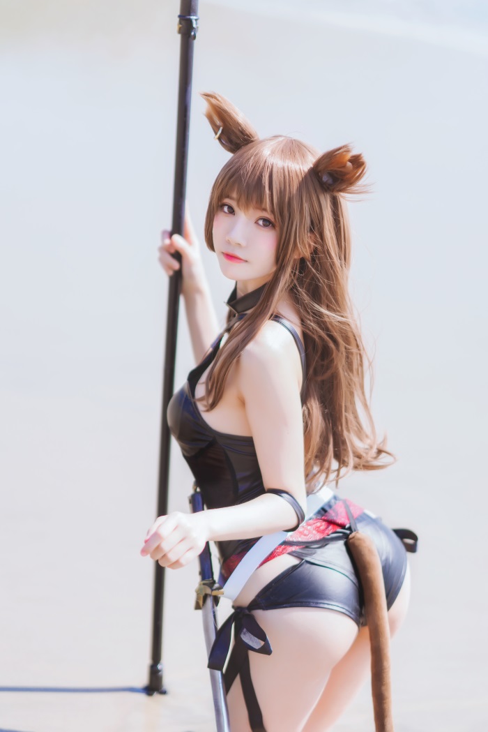 人气Coser@桜桃喵 天火泳衣 [25P/351MB]插图3