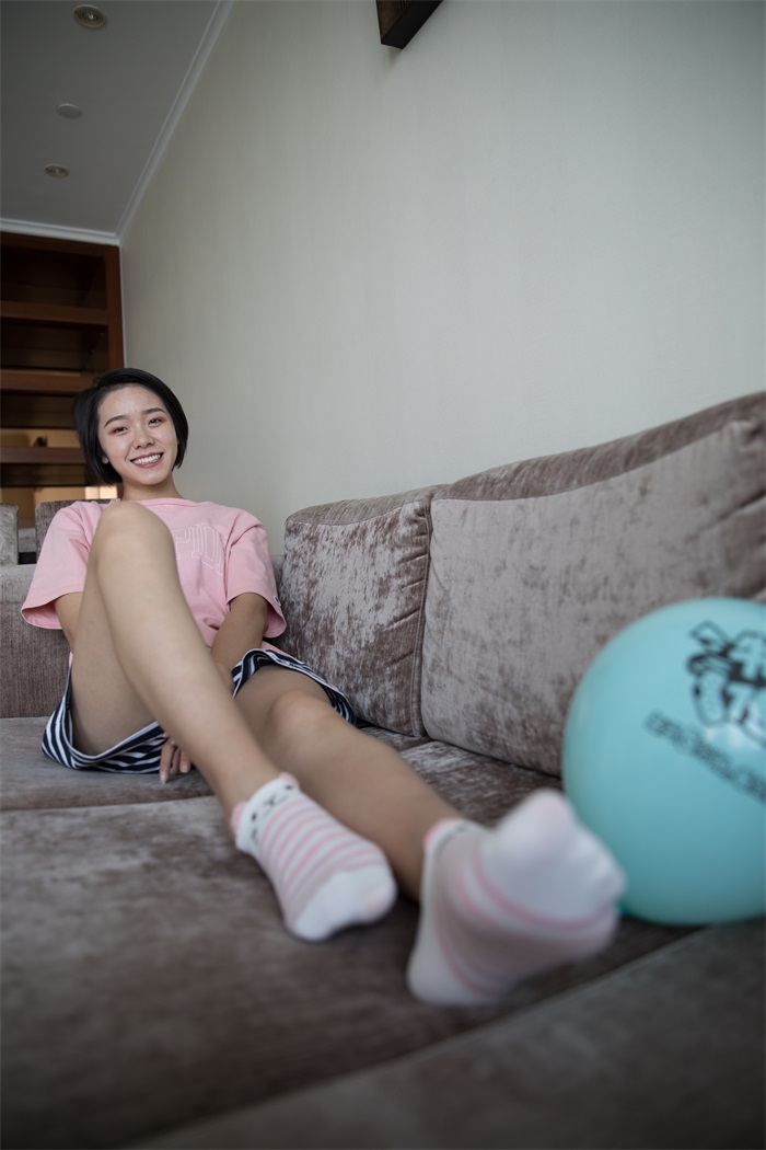 物恋传媒 No.295 小飞-俏丽的懵懂 [193P/1V/4.35G]插图1