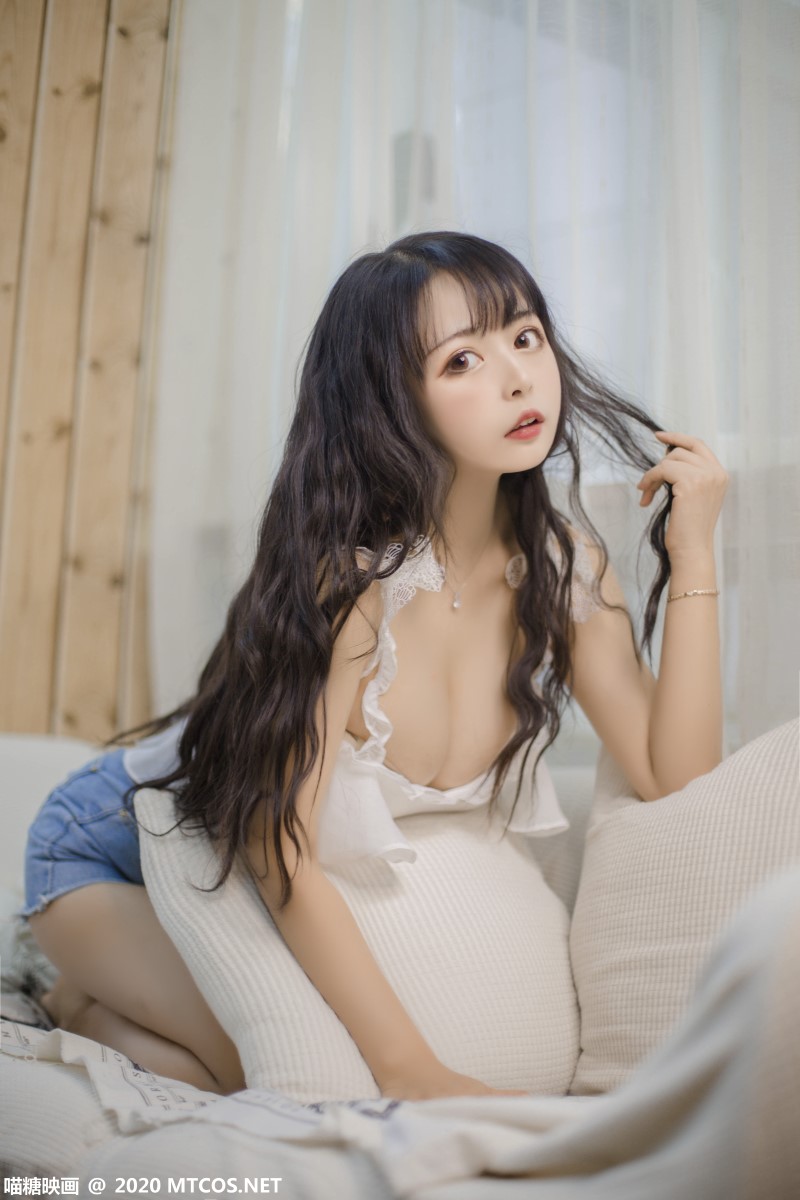 喵糖映画 VOL.288 客厅少女 [20P/137MB]插图3