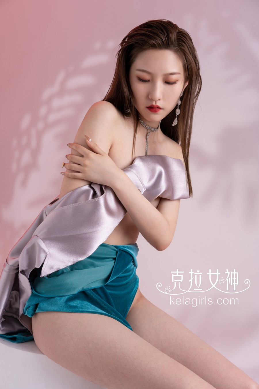 [KeLagirls克拉女神]2020.10.12《时尚与性感》芊芊[25P/462MB]插图3