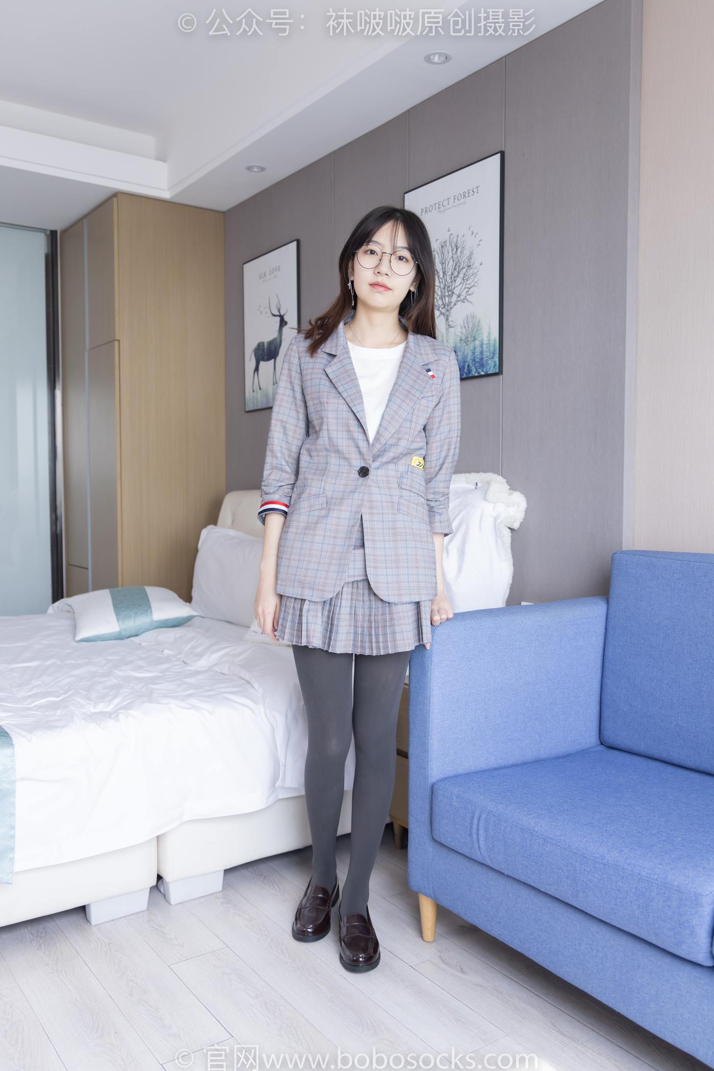 [BoBoSocks袜啵啵]NO.210 小甜豆-皮鞋、厚灰丝、ol装[140P/1V/5.63GB]插图3
