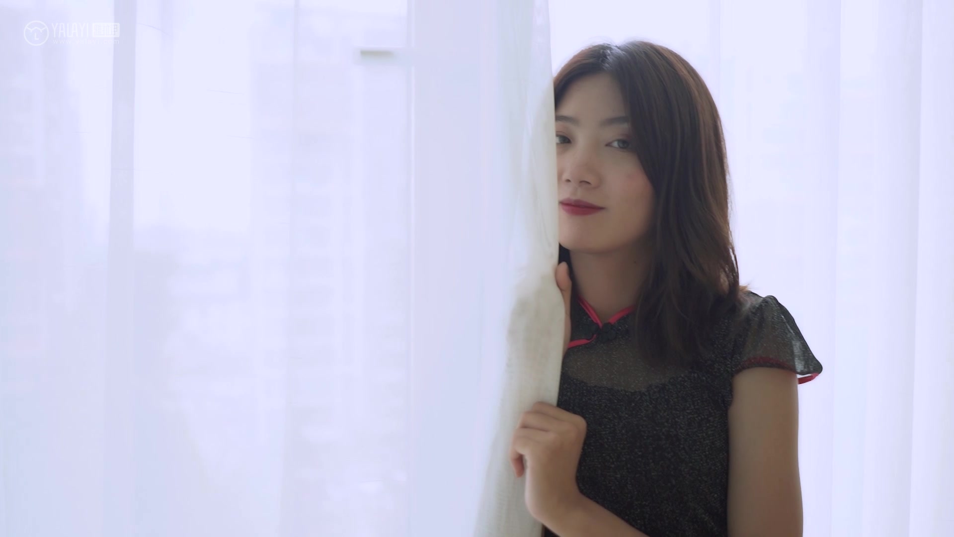 [YALAYI雅拉伊视频] 2020.04.06 V125《音乐系的旗袍女孩》纹纹[1V/142M]插图2