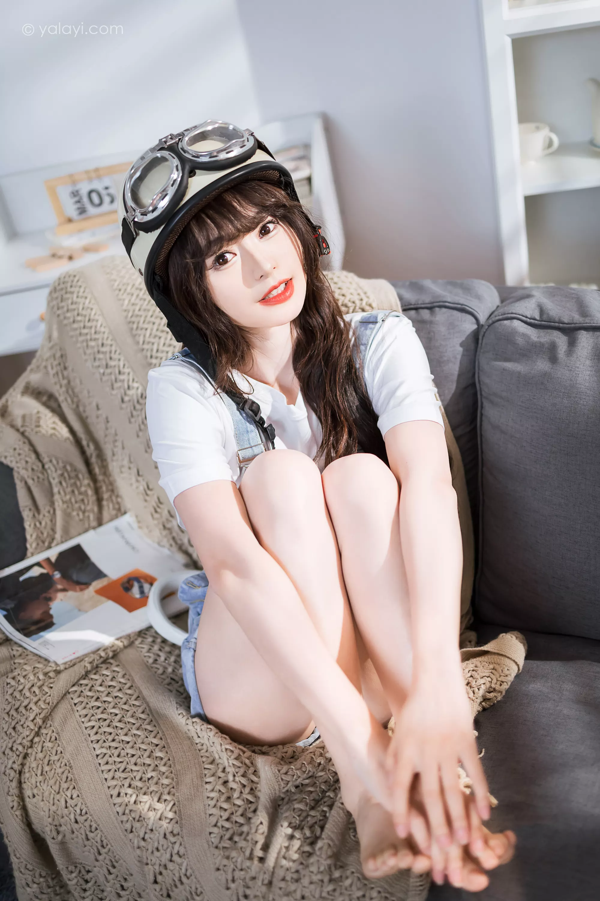 [YALAYI雅拉伊]2023.05.12 NO.1031 穿吊带牛仔裤的少女 小亭[45+1P/459MB]插图2