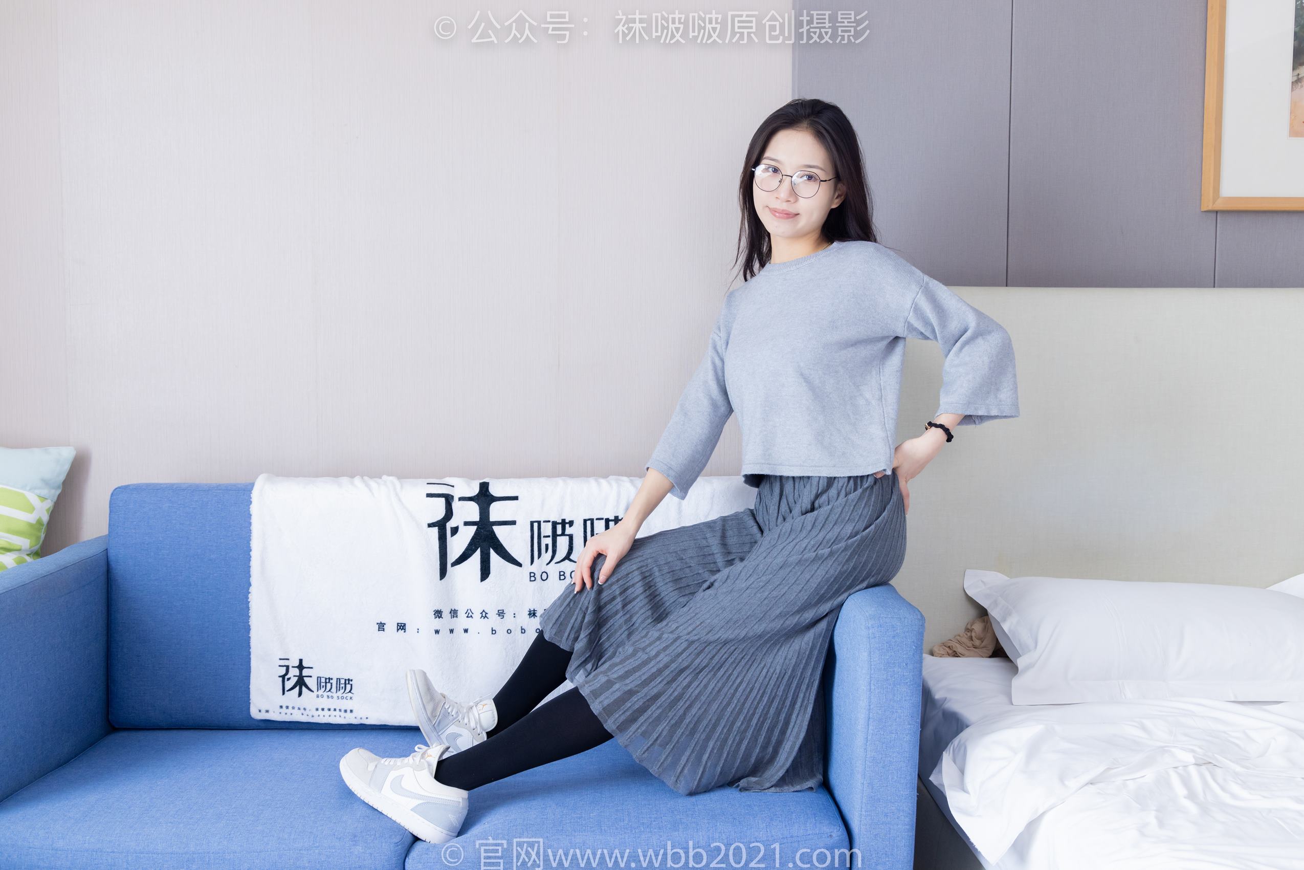 [BoBoSocks袜啵啵]NO.358 芝士-平底鞋、板鞋、肉丝、厚黑丝[150P/1V/6.26GB]插图6
