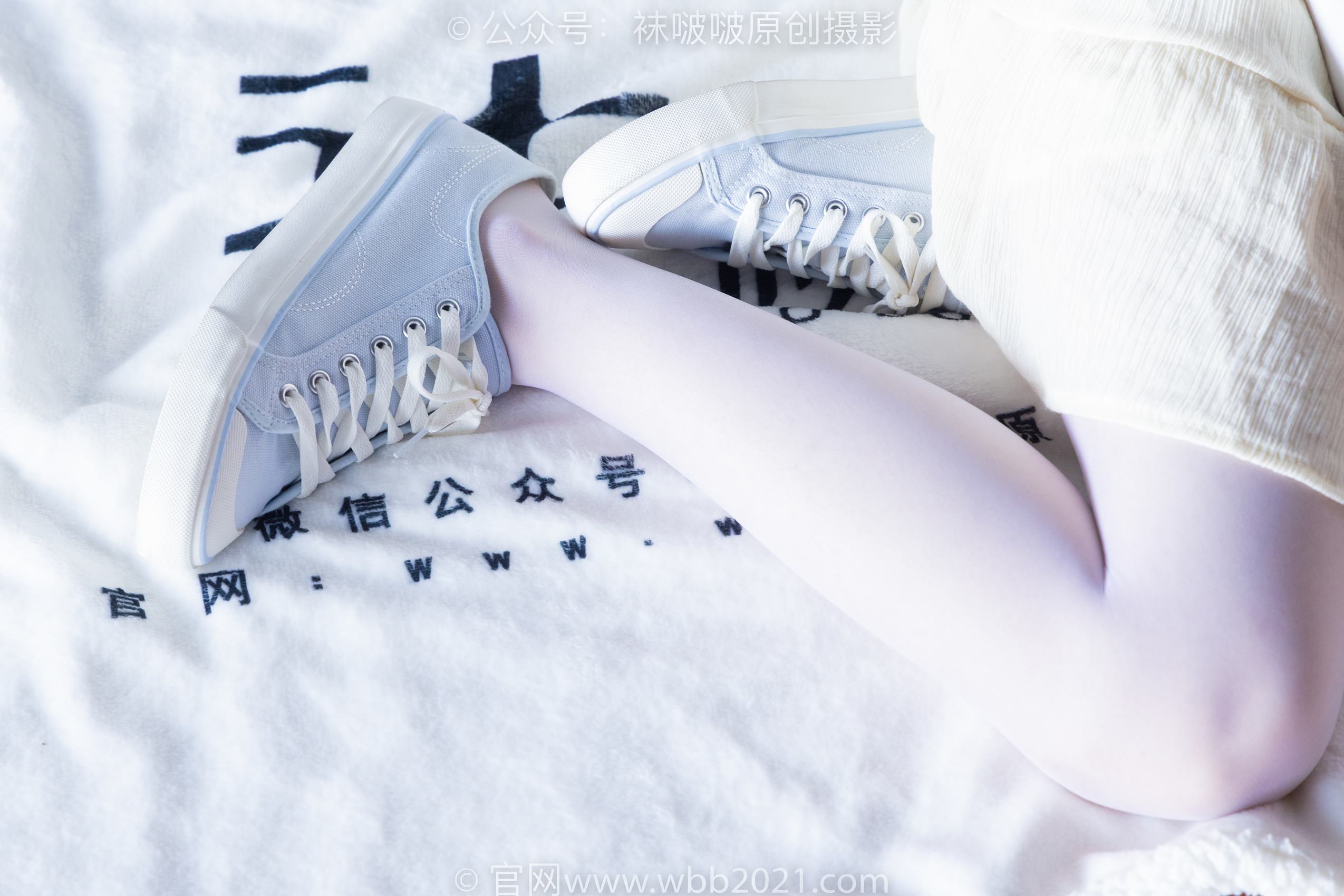 [BoBoSocks袜啵啵]NO.395 糯米-板鞋、白丝[145P/1V/6.59GB]插图4