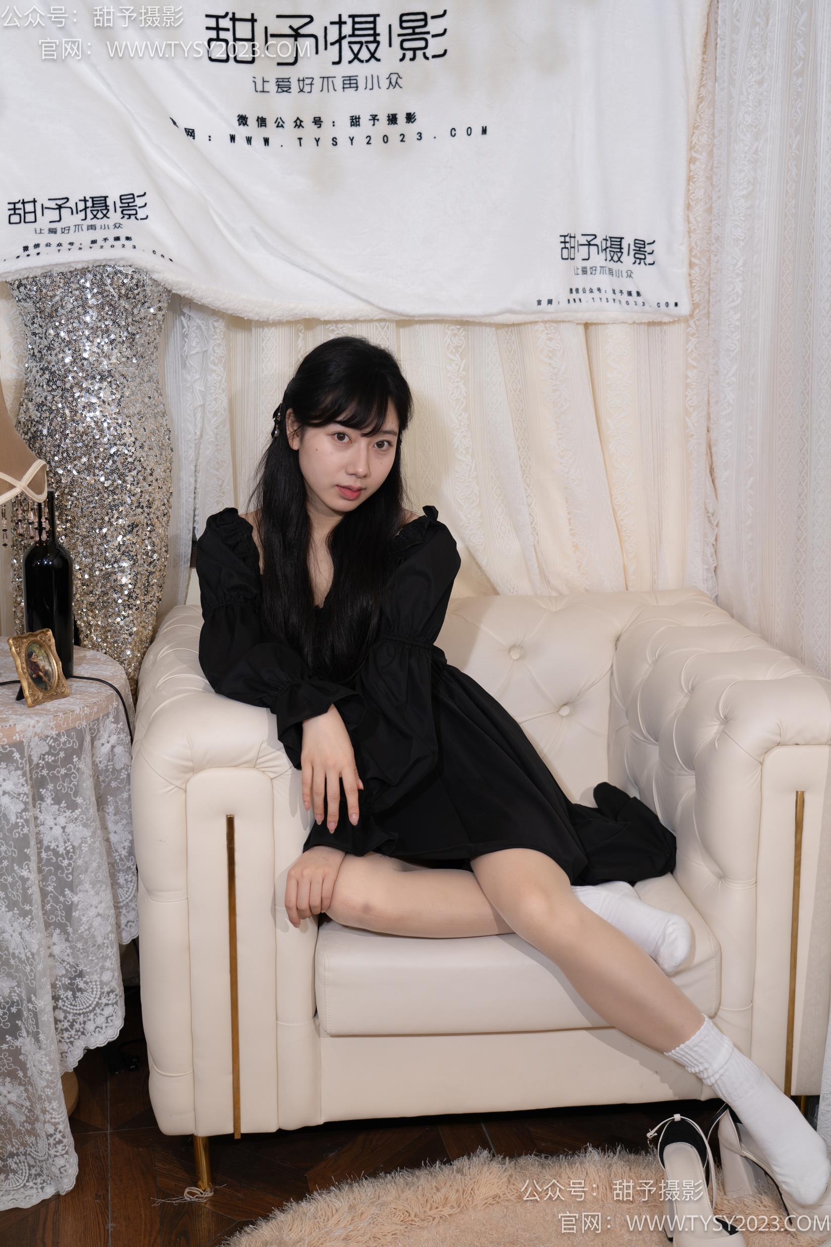 甜予摄影 NO.034 鱼鱼-高跟鞋、白棉袜、肉丝[129P/2V/9.55GB]插图5