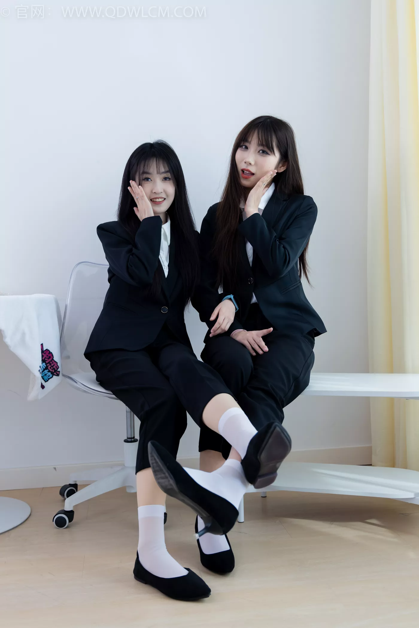 物恋传媒 NO.2216 泡泡&嘉木-手心的蔷薇[225P/1V/6.36GB]插图3
