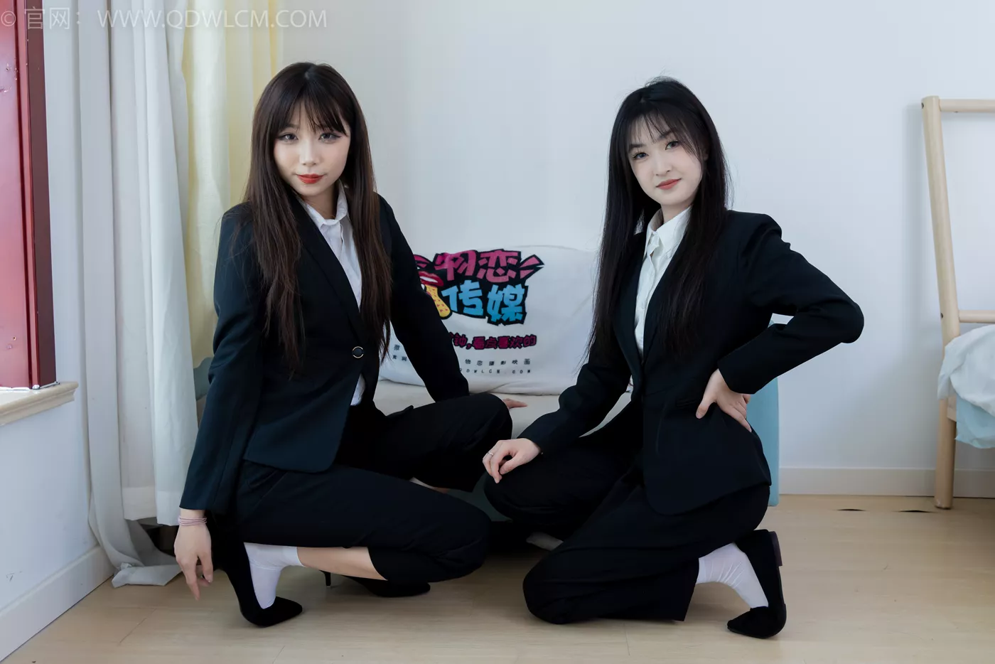 物恋传媒 NO.2216 泡泡&嘉木-手心的蔷薇[225P/1V/6.36GB]插图4