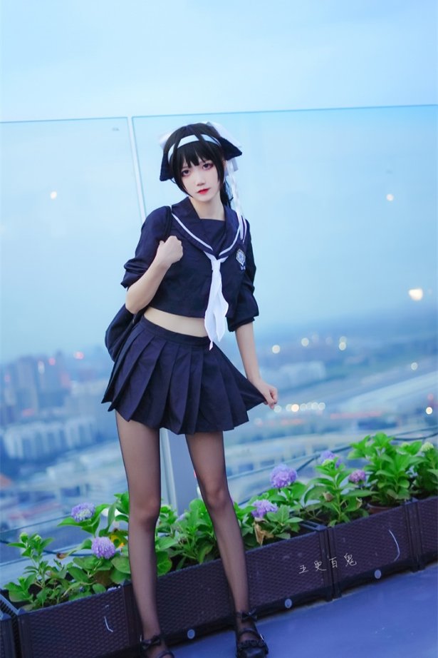 微博红人Coser@五更百鬼 碧蓝航线 [14P/60MB]-萌图网
