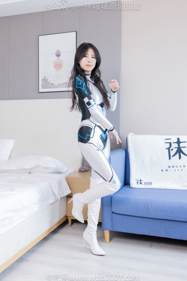 [BoBoSocks袜啵啵]NO.434 奶油-cos服、两双靴子、薄肉丝、薄黑丝[155P/1V/7.61GB]-萌图网