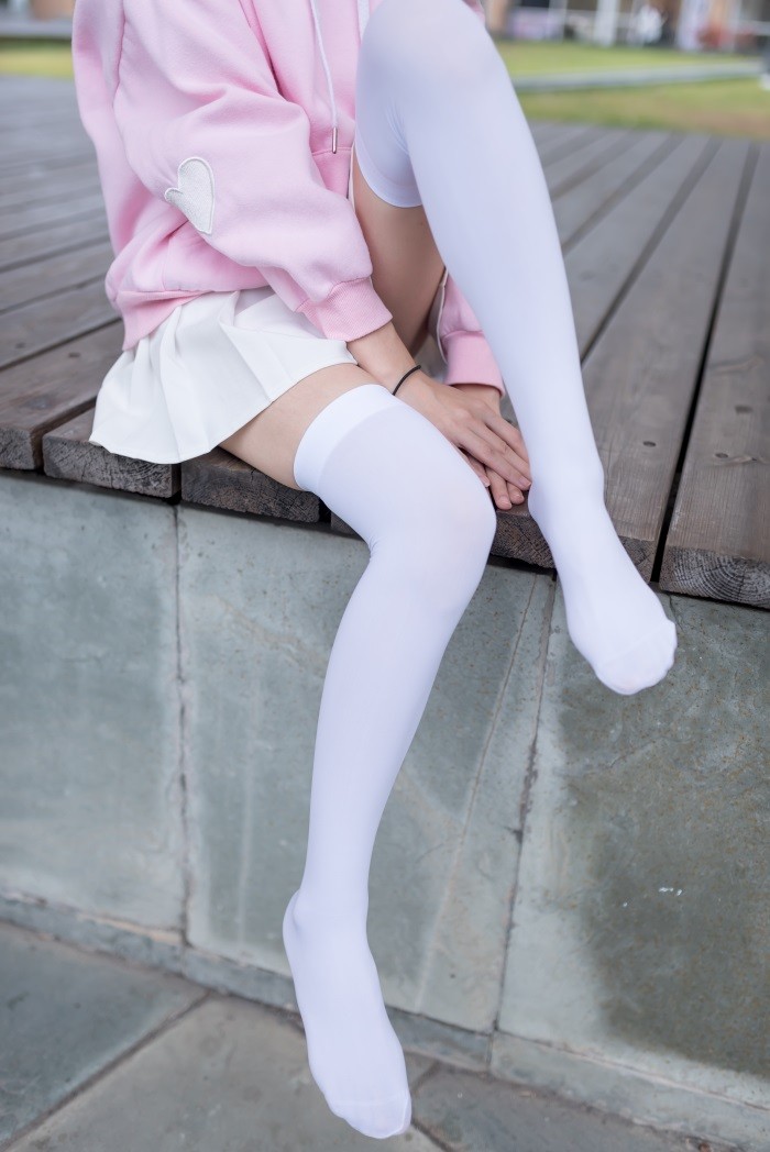 风之领域精品写真@No.001 户外白丝 [49P/327MB]插图2