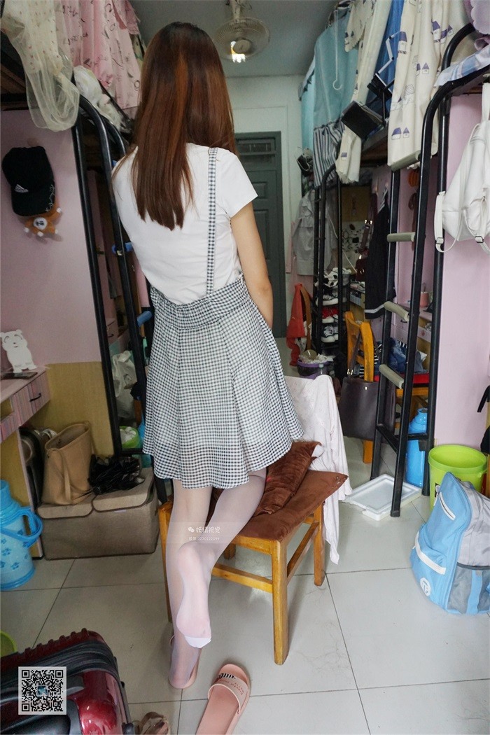 妖精视觉@NO.007 筱筱 真实宿舍 [63P/37.8MB]