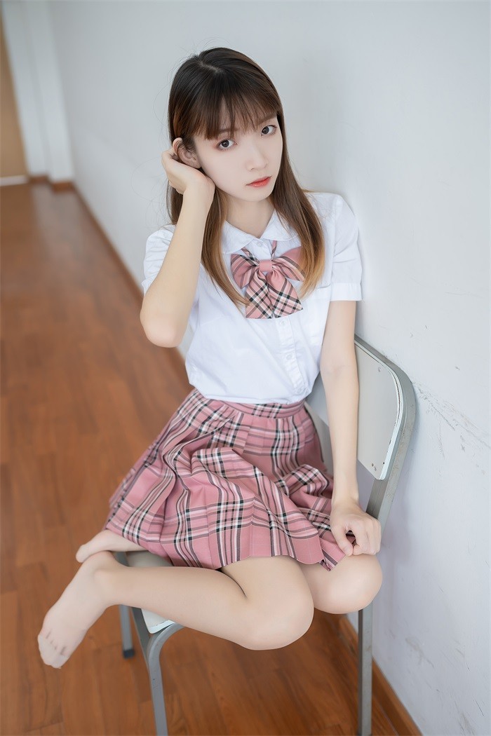 风之领域精品写真@No.114 格子裙 隔壁少女 [49P/132MB]插图2