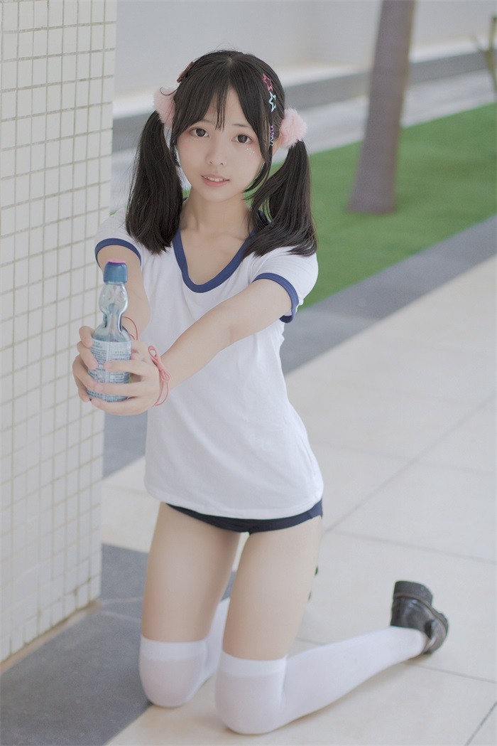 风之领域精品写真@No.149 户外白丝双马尾萝莉 [40P/237MB]插图1