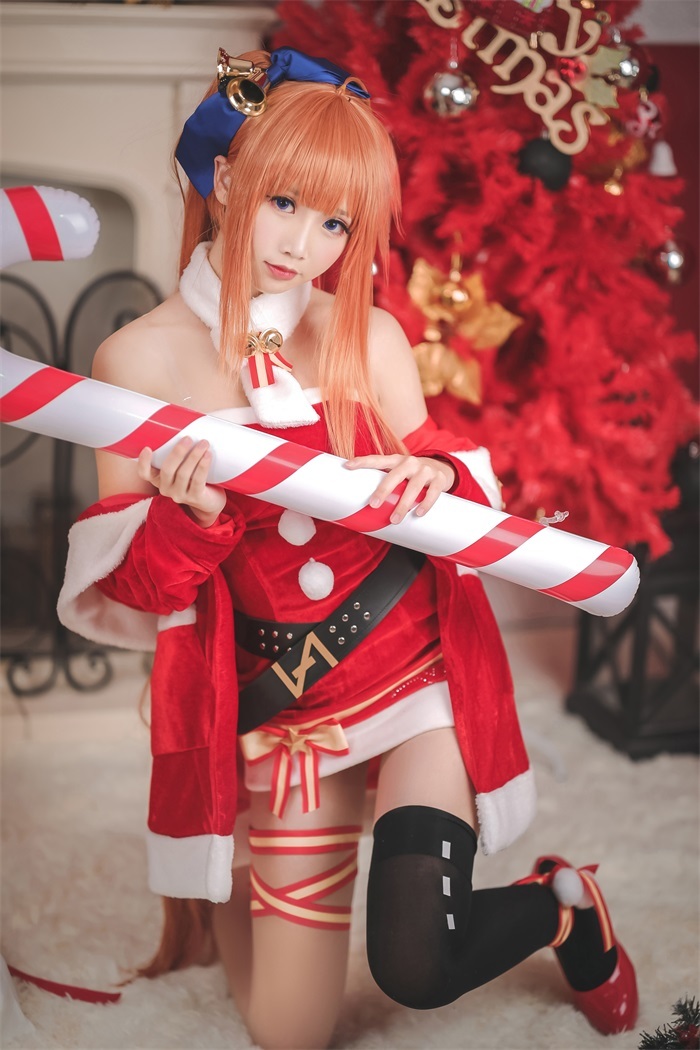 人气动漫Coser@面饼仙儿 FAL圣诞 [19P/59MB]-萌图网