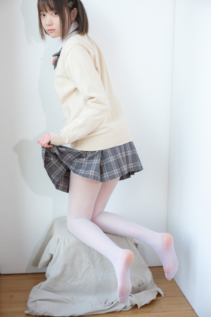 森萝财团精品@ X系列 X-010-SSR [83P/1V/1.46G]插图1