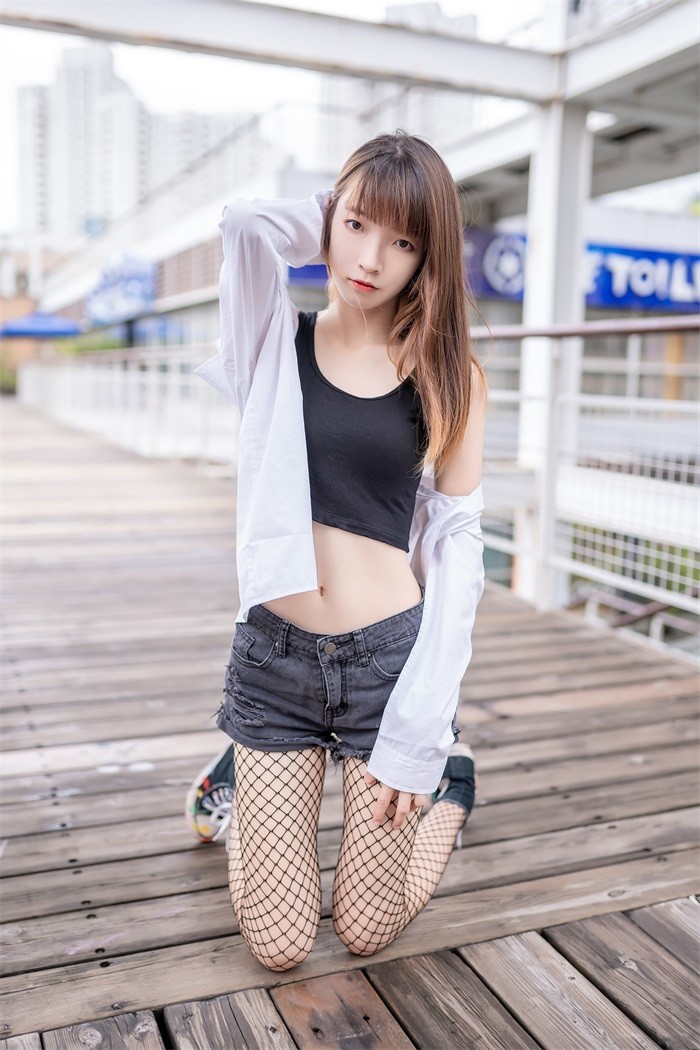 风之领域精品写真@No.097 性感的黑丝网袜 [50P/163MB]插图1