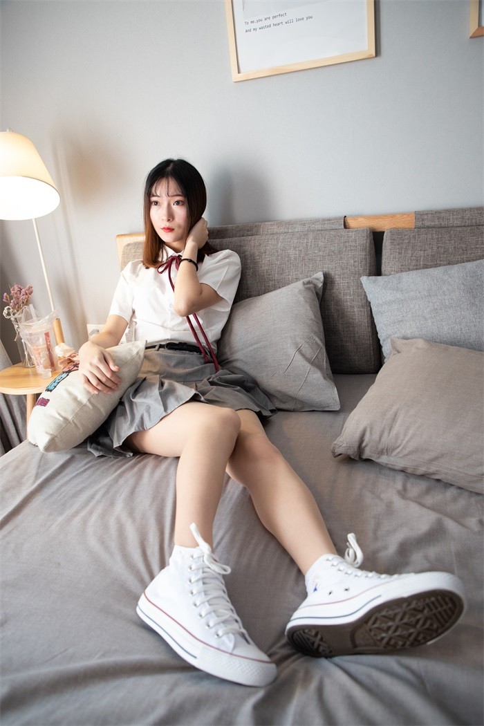 物恋传媒 No.088 猫耳-jk制服与船袜帆布鞋 [212P/1V/2.40GB]