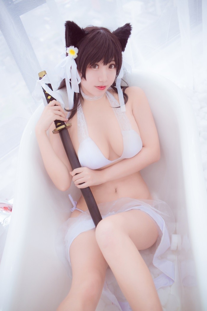 微博红人动漫Coser@-黑川-爱宕兽耳洁白泳衣 [15P/100MB]插图1