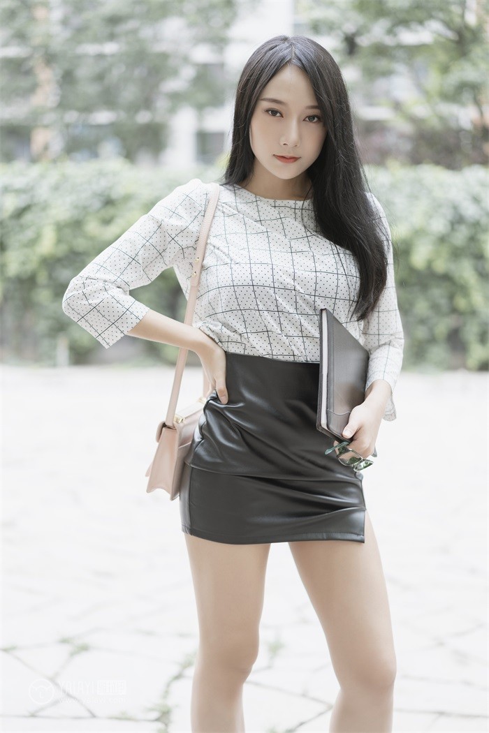 [YALAYI雅拉伊] 2019.06.28 No.322 何嘉颖《女白领的私生活第一季》[52+2P/324MB]插图2