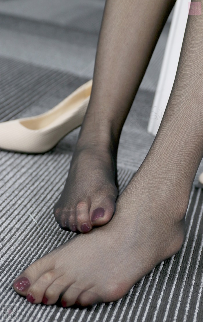 [SiHua思话] SH028 当黑丝袜遇上羞脸 珺洁 [97P/2V/599MB]插图1