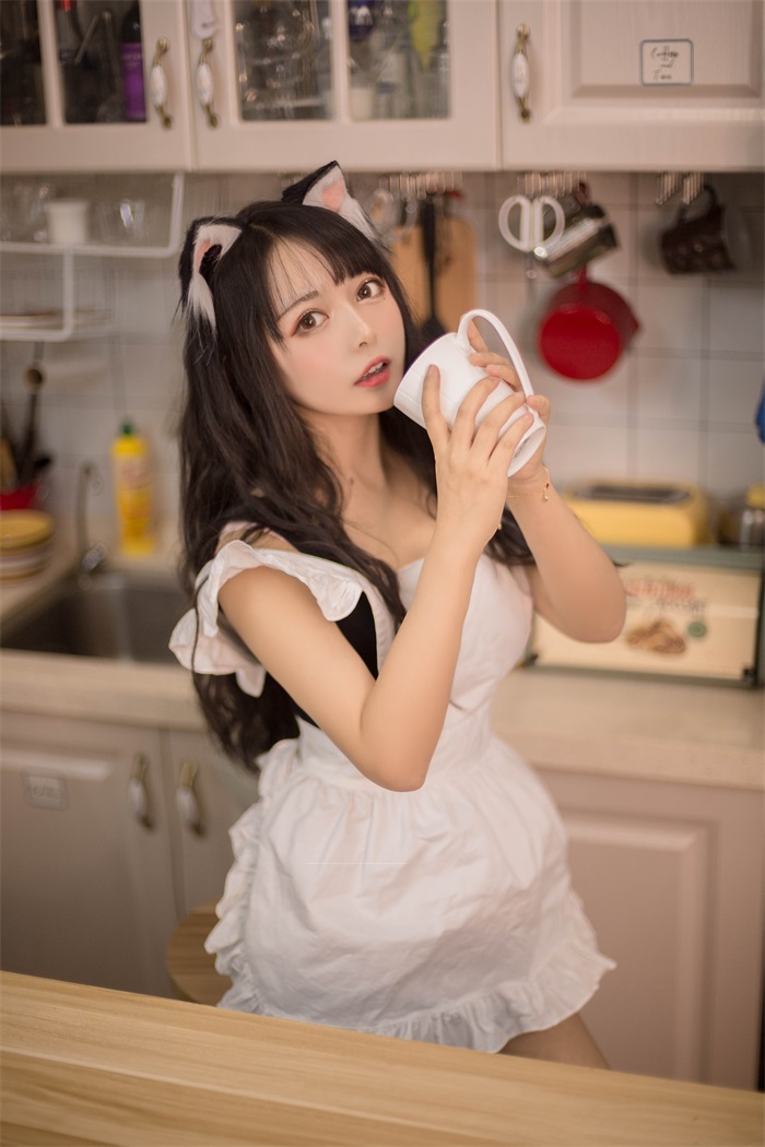 知名动漫博主@黑猫猫OvO 厨房 [11P/74MB]插图4