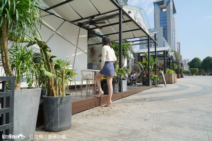 [kittyWawa袜小喵]KTS004 偶遇老同学[74P/571MB]