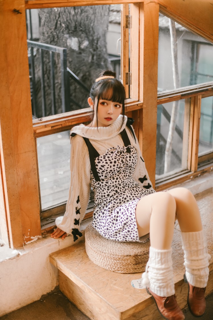 知名动漫博主@黑猫猫OvO -少女心事 [21P/282MB]插图2